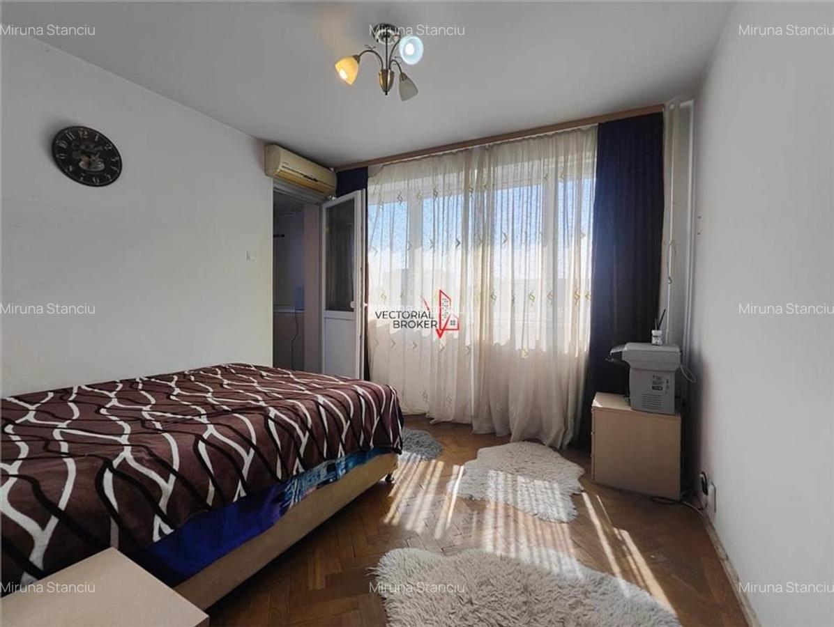 Vanzare apartament 3 camere in Titan-  7 min Metrou !!! - 13