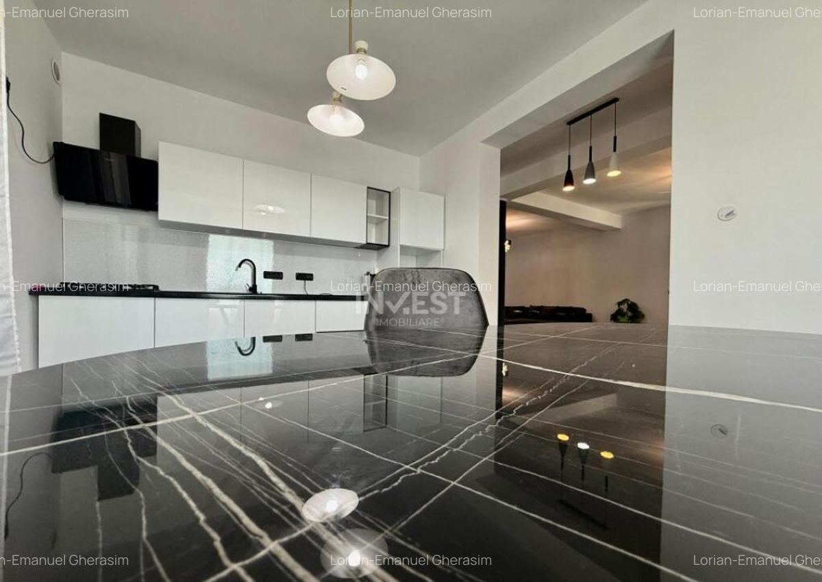 Vila de vanzare cu design deosebit in cartierul Bucium - 8