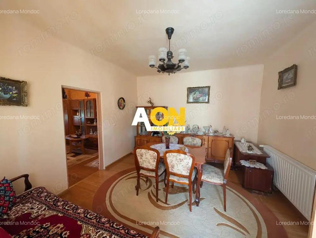 De vanzare casa 4 camere, 939mp teren, Oarda de Jos - 2