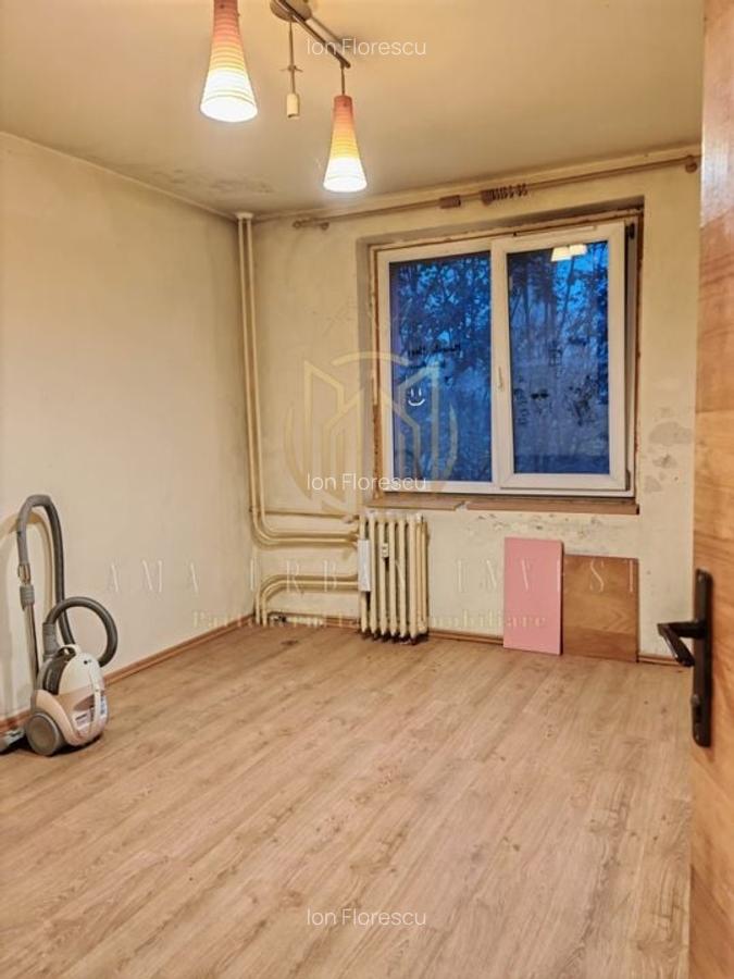 Teiul Doamnei Doamna Ghica  4 camere  87 mp , pret 136000eur - 3