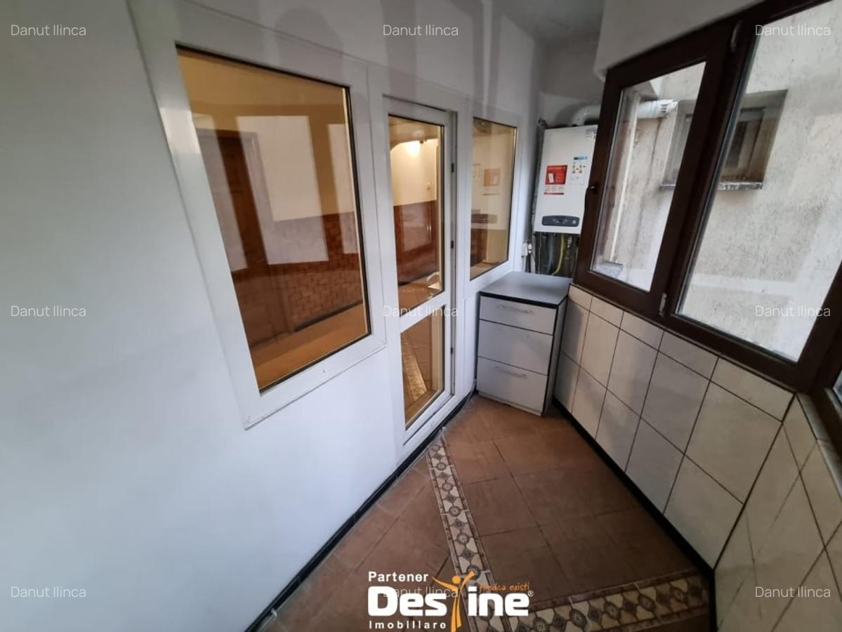Apartament 4 camere Nicolina, 100 mp utili, decomandat, parcare inclusa, AC - 12