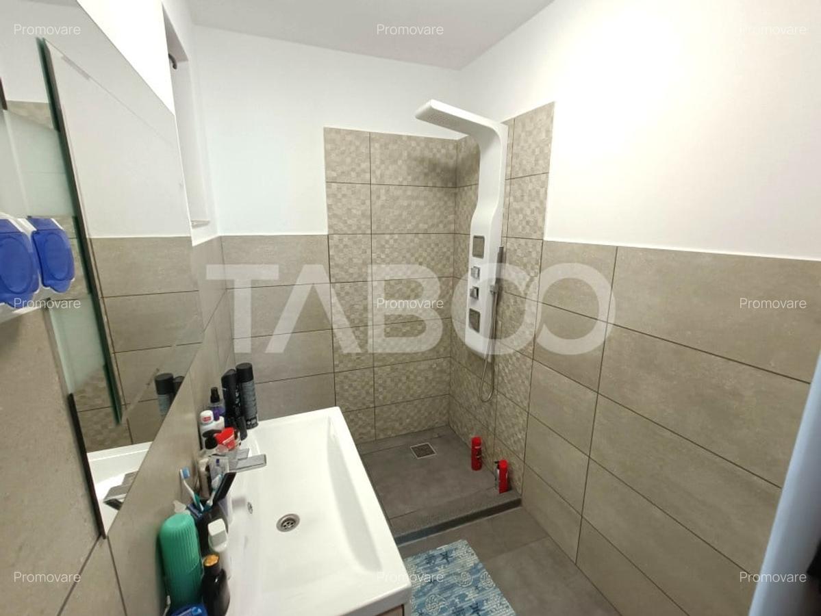 Casa moderna de vanzare 3 camere 2 bai - teren 472 mp - zona linistita - 10