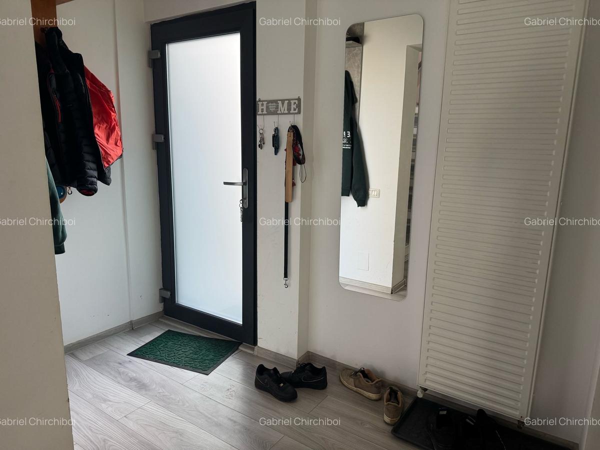 De vânzare casă tip înșiruită – 4 camere, mobilată și utilată - 8