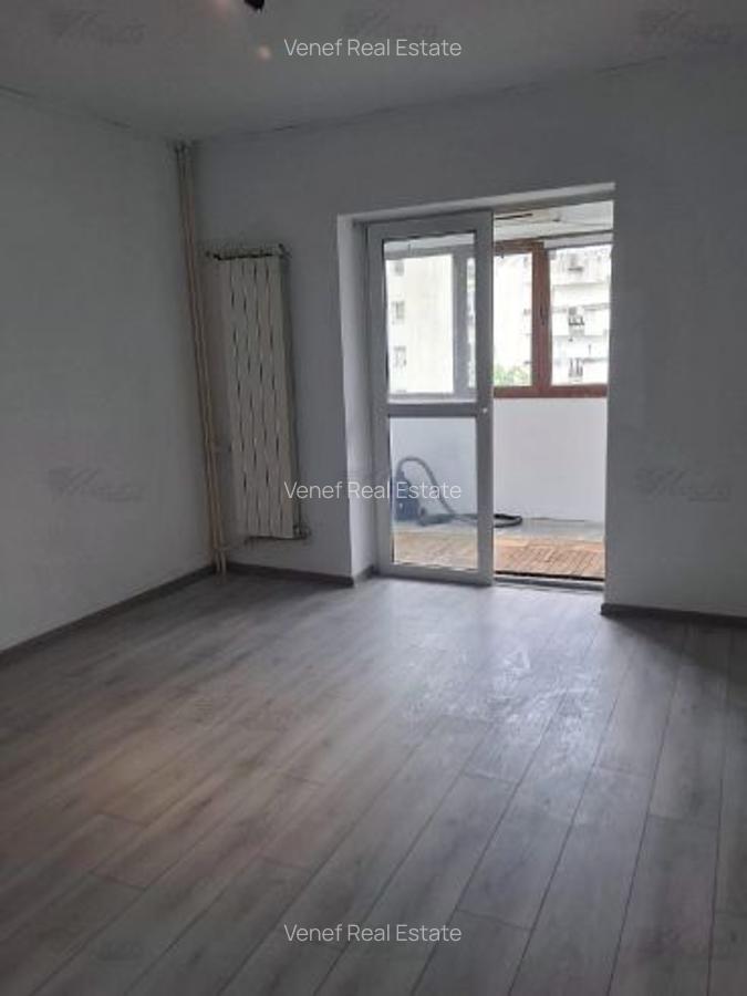 3 Camere 77 mp 1992 etaj 5 Splaiul Unirii Metrou Timpuri Noi Comision 0% cumpărător - 10