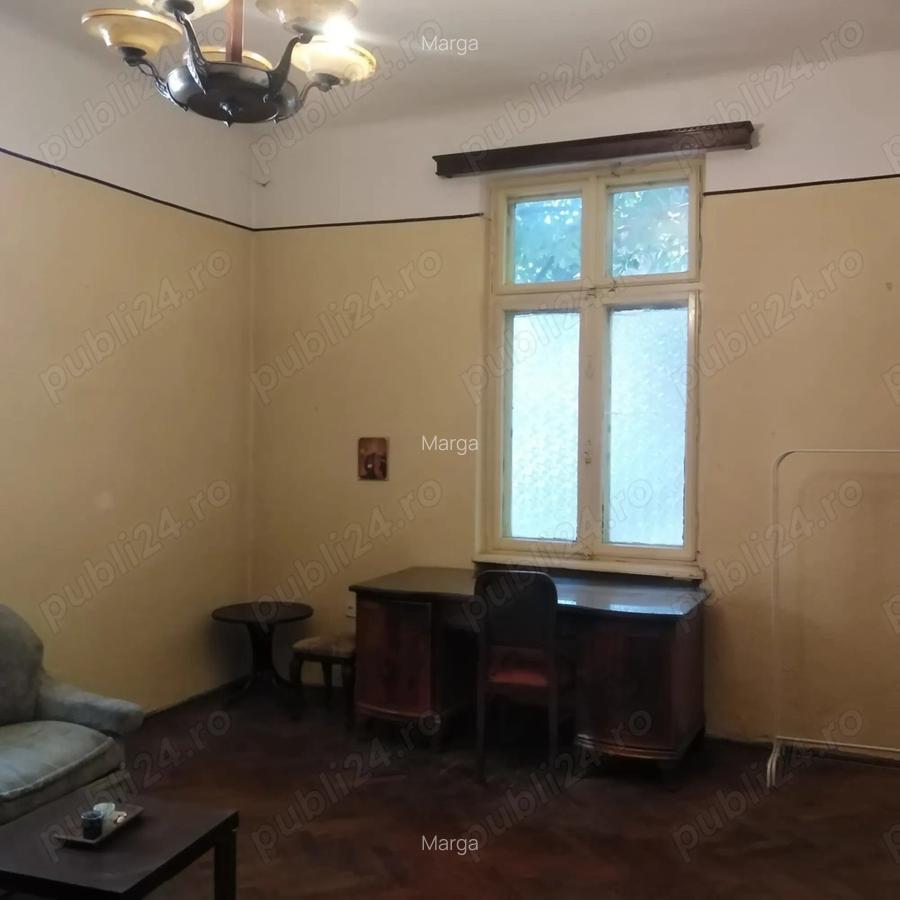 Proprietar inchiriez apartament 4 camere in casa - 3