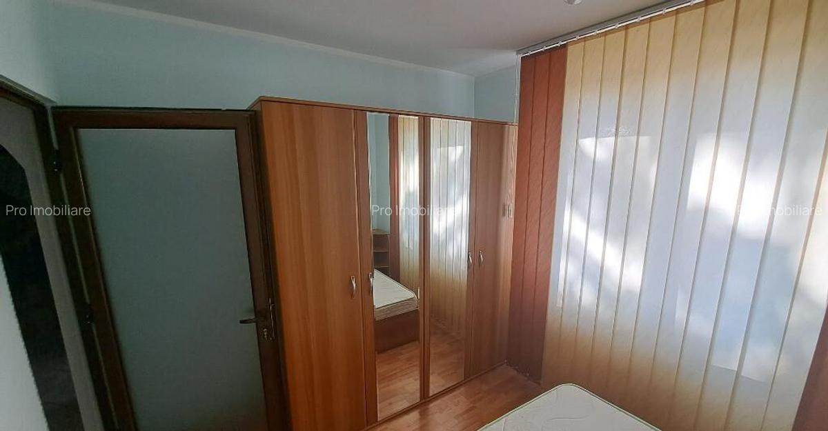 Vand apartament 3 camere decomandat - 11