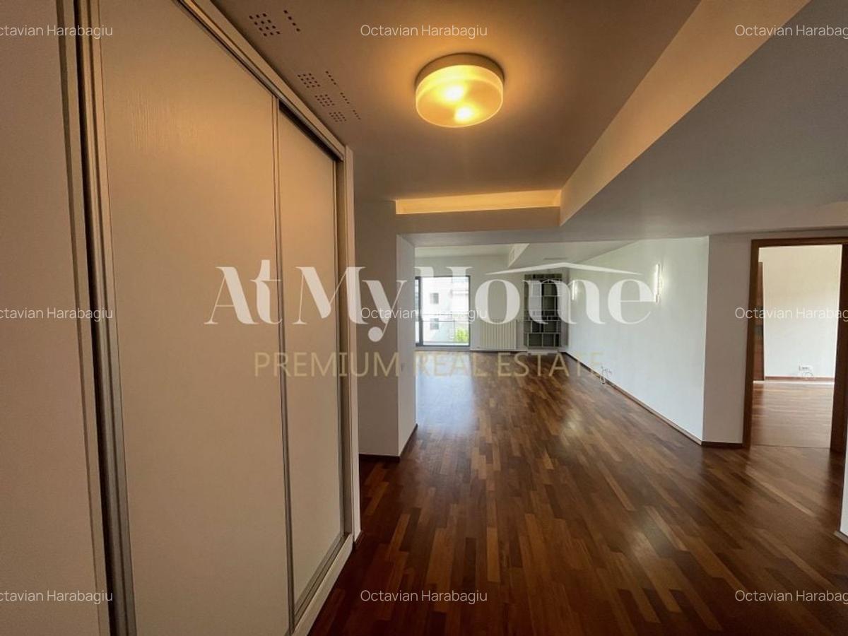 Apartament cu 4 camere decomandat, mobilat în Băneasa - 12