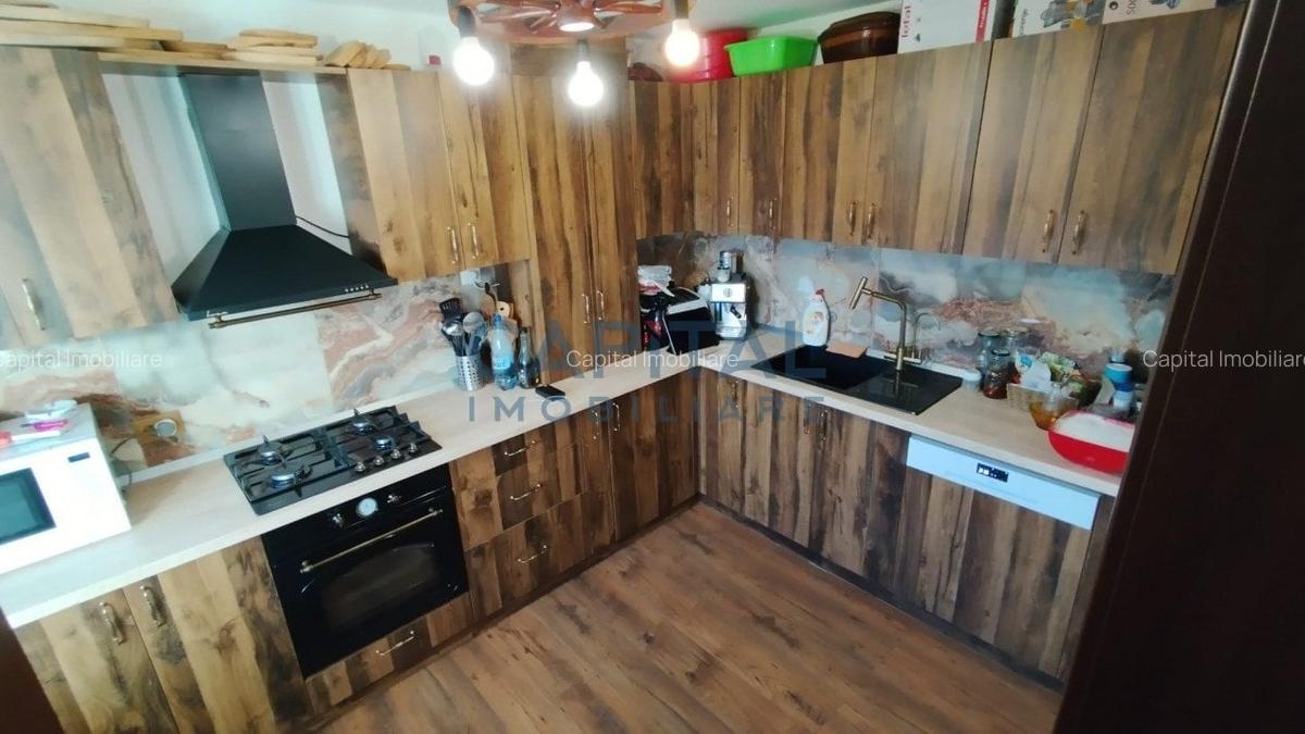 VILA spatioasa in VIISOARA la 7km de Piatra Neamt. - 3
