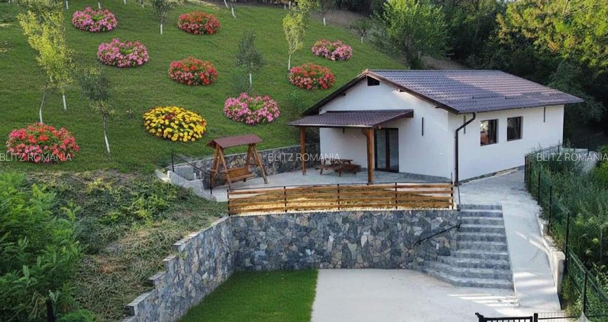 Casa noua 108 mp cu teren 1.890 mp, zona lini?tita - 2