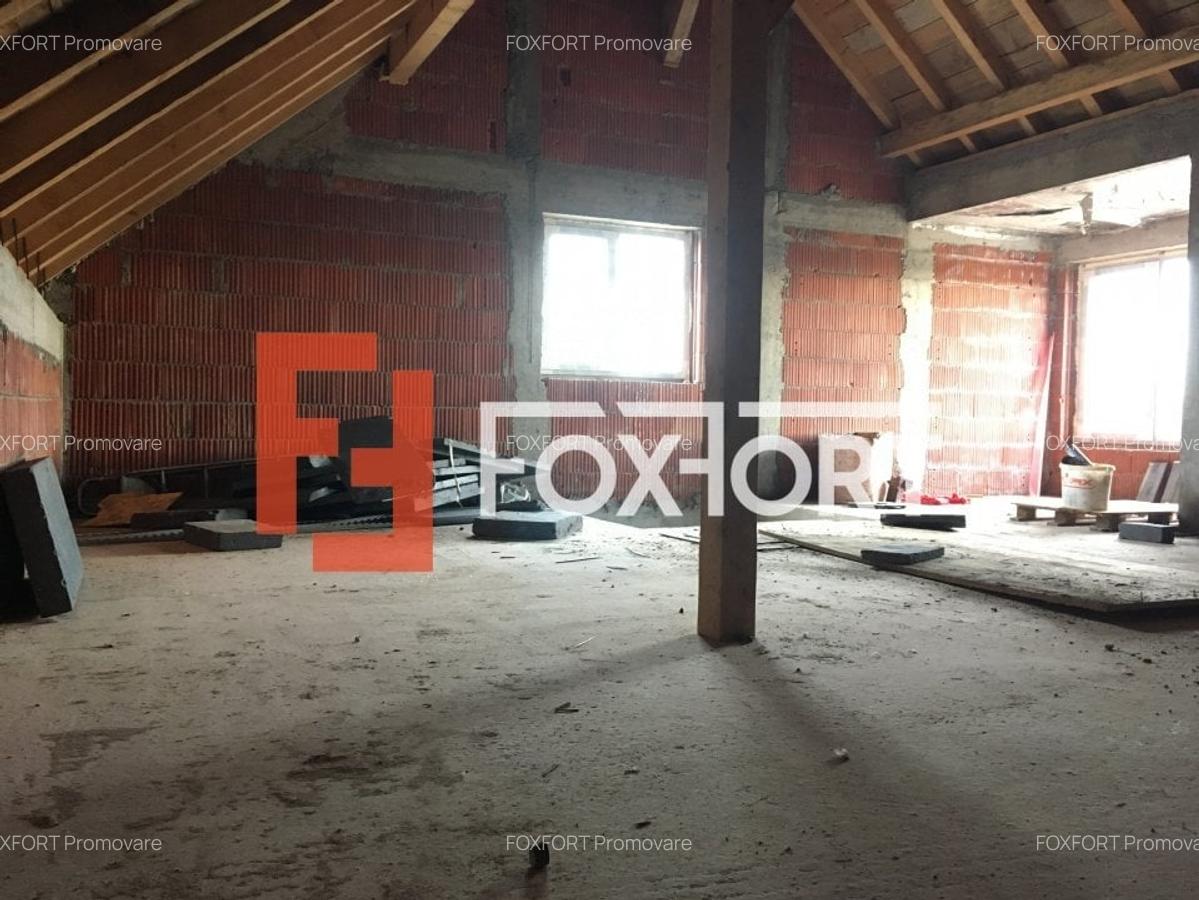 Casa tip triplex, cu 4 camere, de vanzare in Sanandrei. - 10