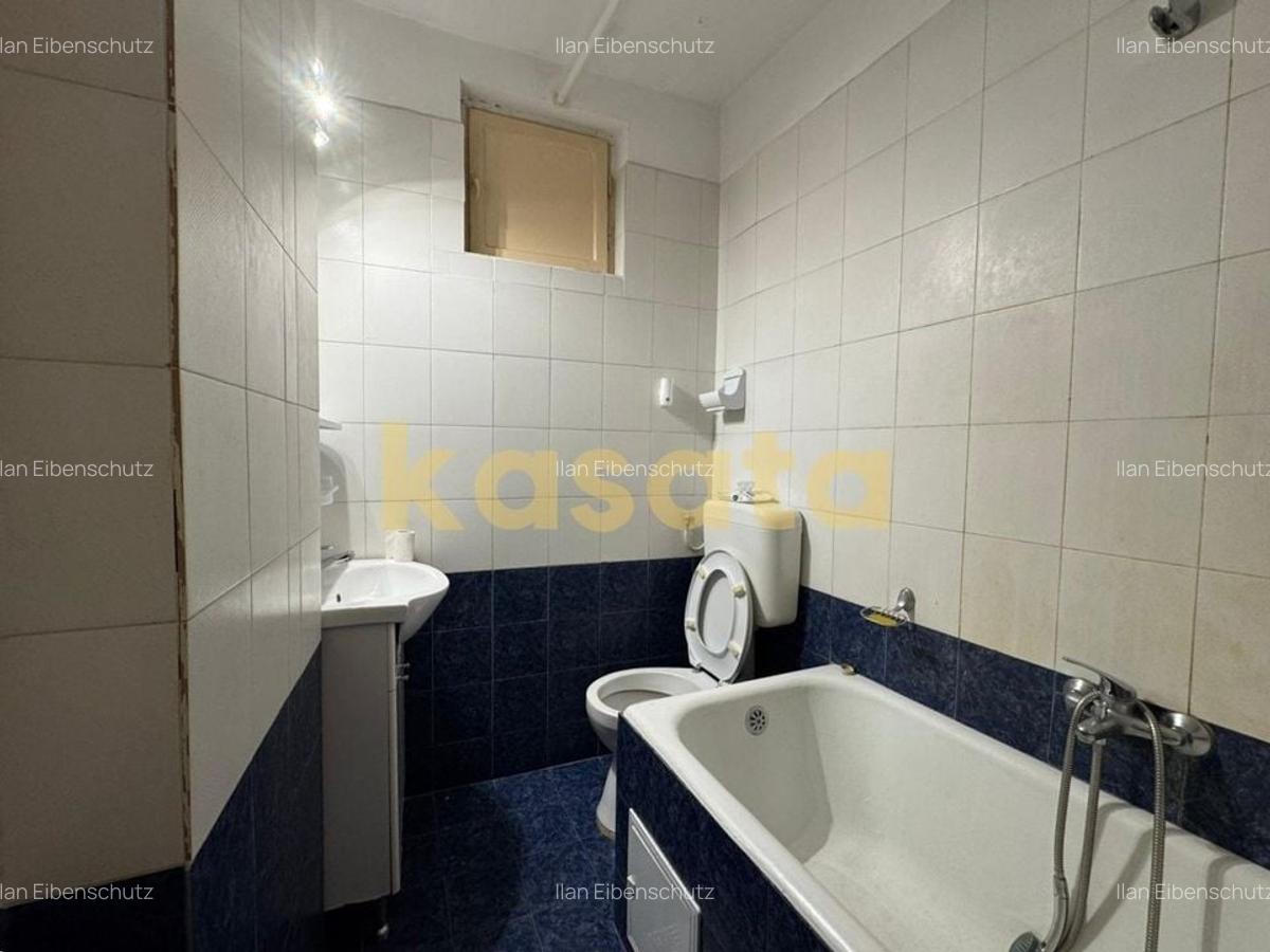 Oportunitate Investiție -2 camere Armenească – Etaj 5/6 + CAMERĂ ANEXĂ - 9