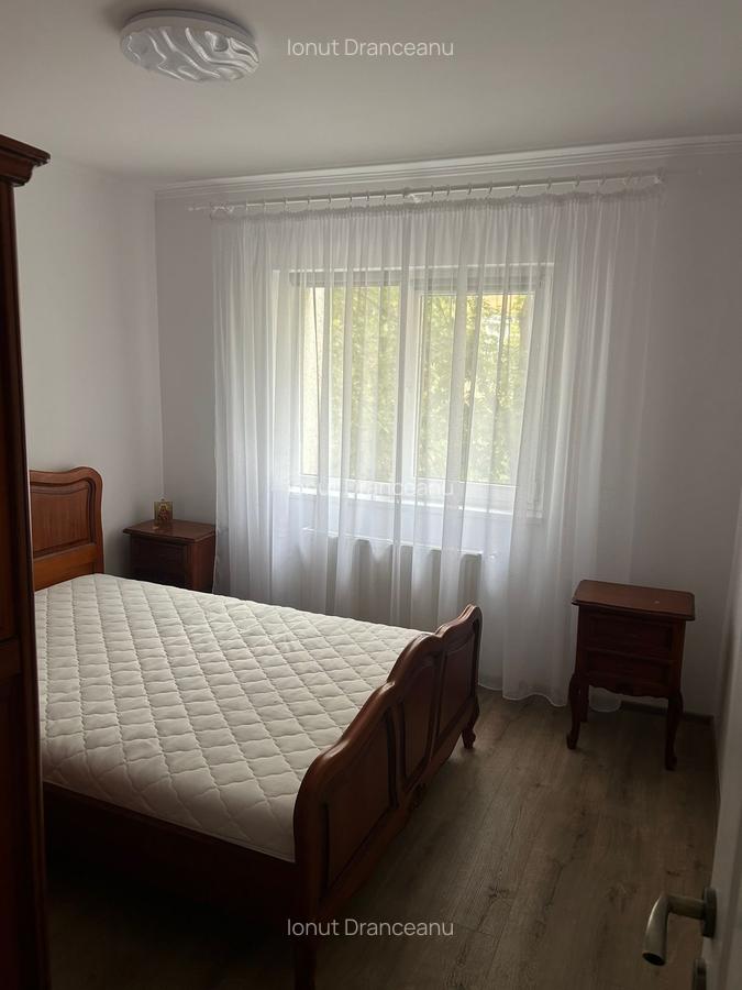 PACURARI PETRU PONI 3 CAMERE DECOMANDAT CONF.1 ET.2 MOBILAT       COD 160148 - 2