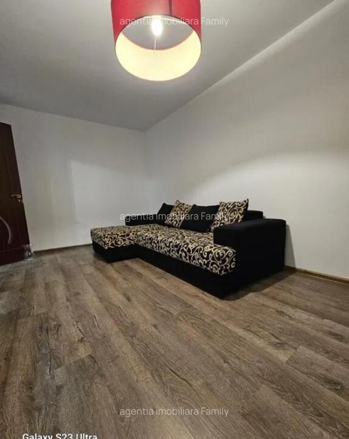 Apartament cu 3 Camere Decomandate-Parter-Zona Burdujeni-CuzaVoda 2 - 4