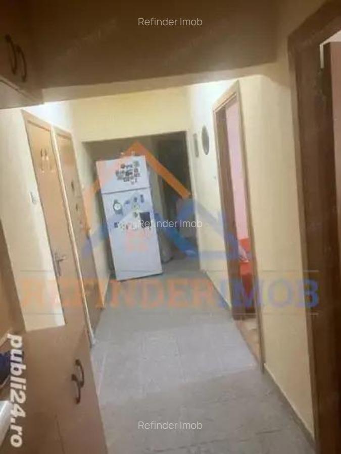 Vanzare apartament 3 camere, zona Trafic Greu, Liberty Mall, sector 5 - 8