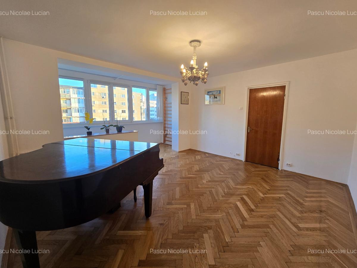 LUJERULUI, langa metrou, 3 camere, 72 mpu, etaj 6, bloc reabilitat - 2