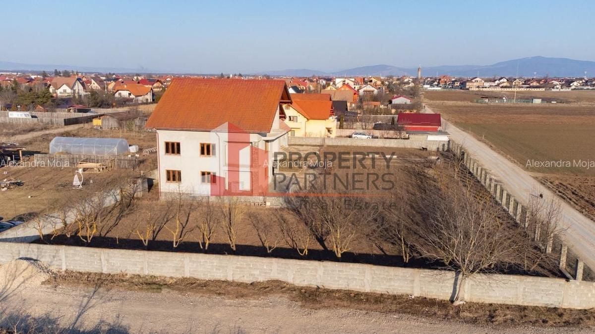 Casa cu teren 1500 mp in Harman - 14