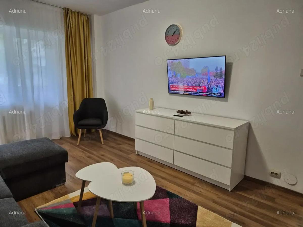 Inchiriez garsoniera - 9