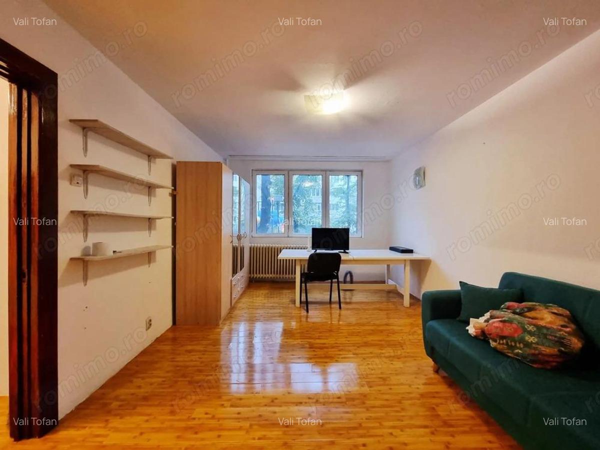 Militari Lujerului 3 Camere Decomandat Metrou - 1