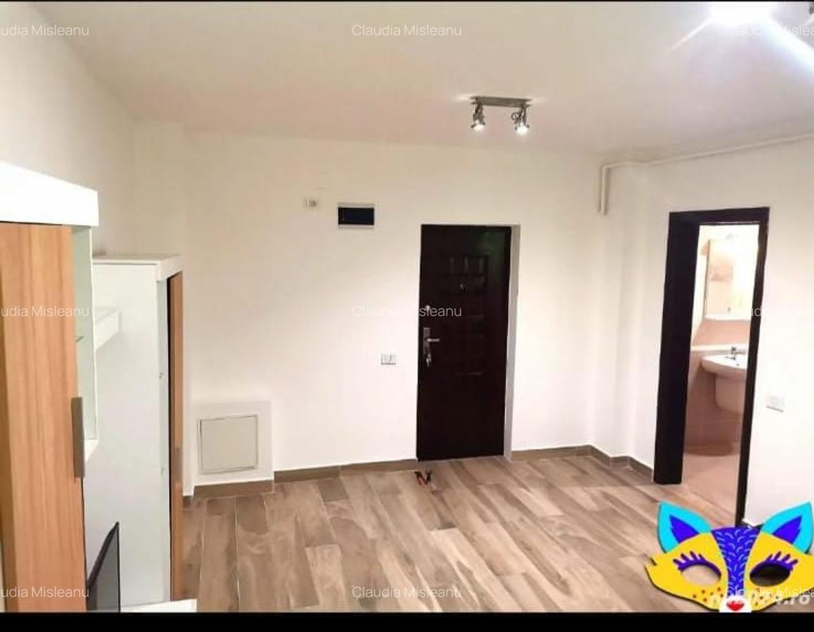 Garsonieră de vânzare – 40.000 € – Str. Tineretului 85, demisol - 1