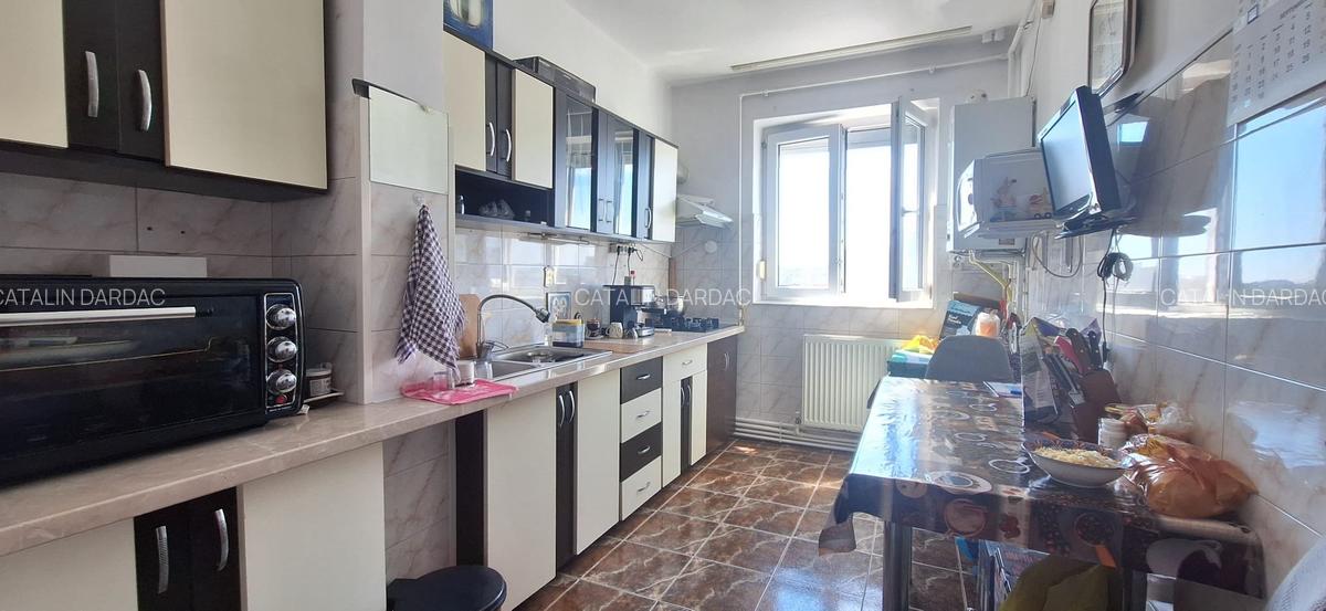 OCAZIE ! TOMIS NORD 3 CAMERE DECOMANDATE IMBUNATATIT GAZE MOBILAT 109.900 E - 7