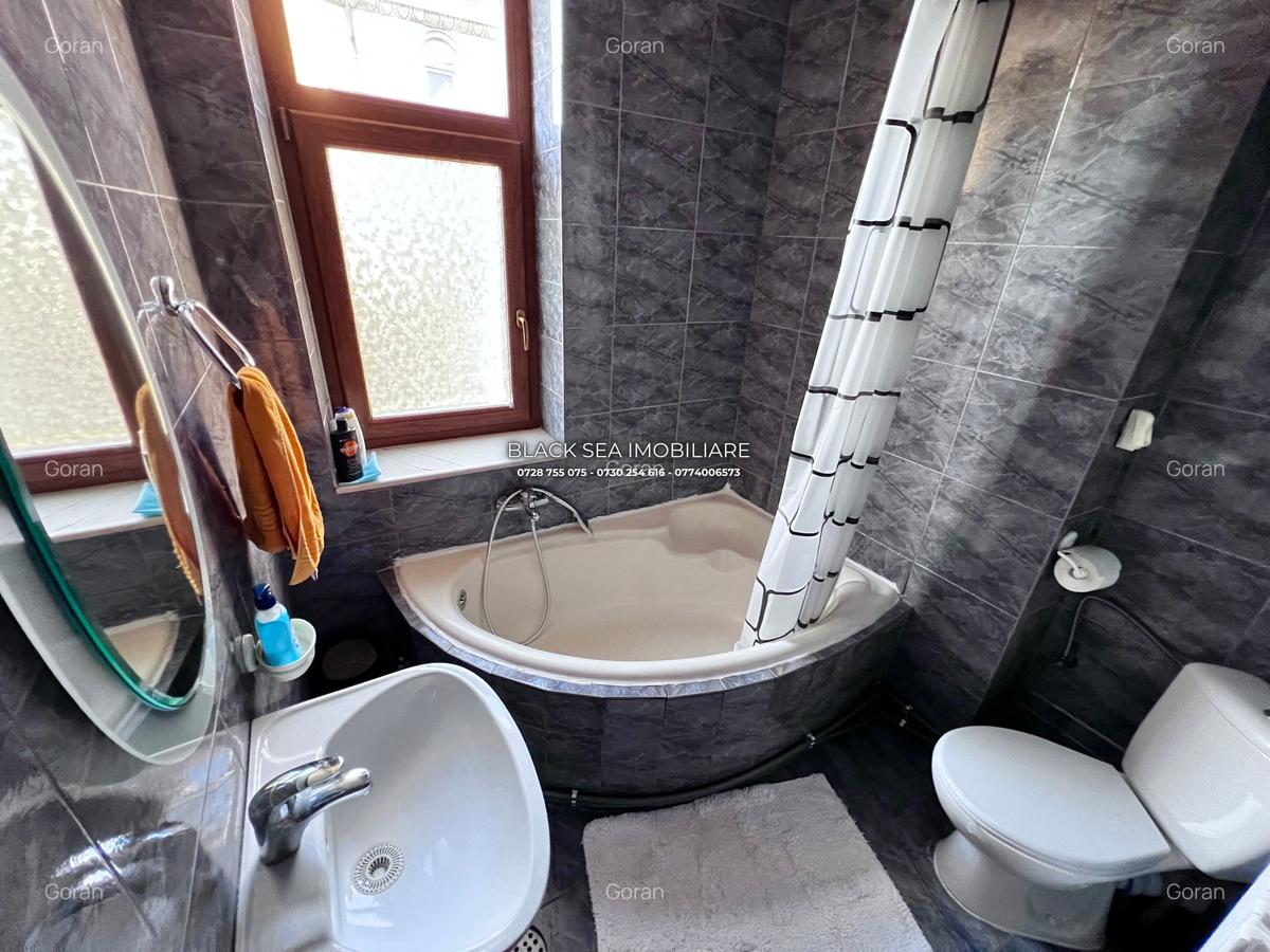 Casă cu 7 camere în Central - 22