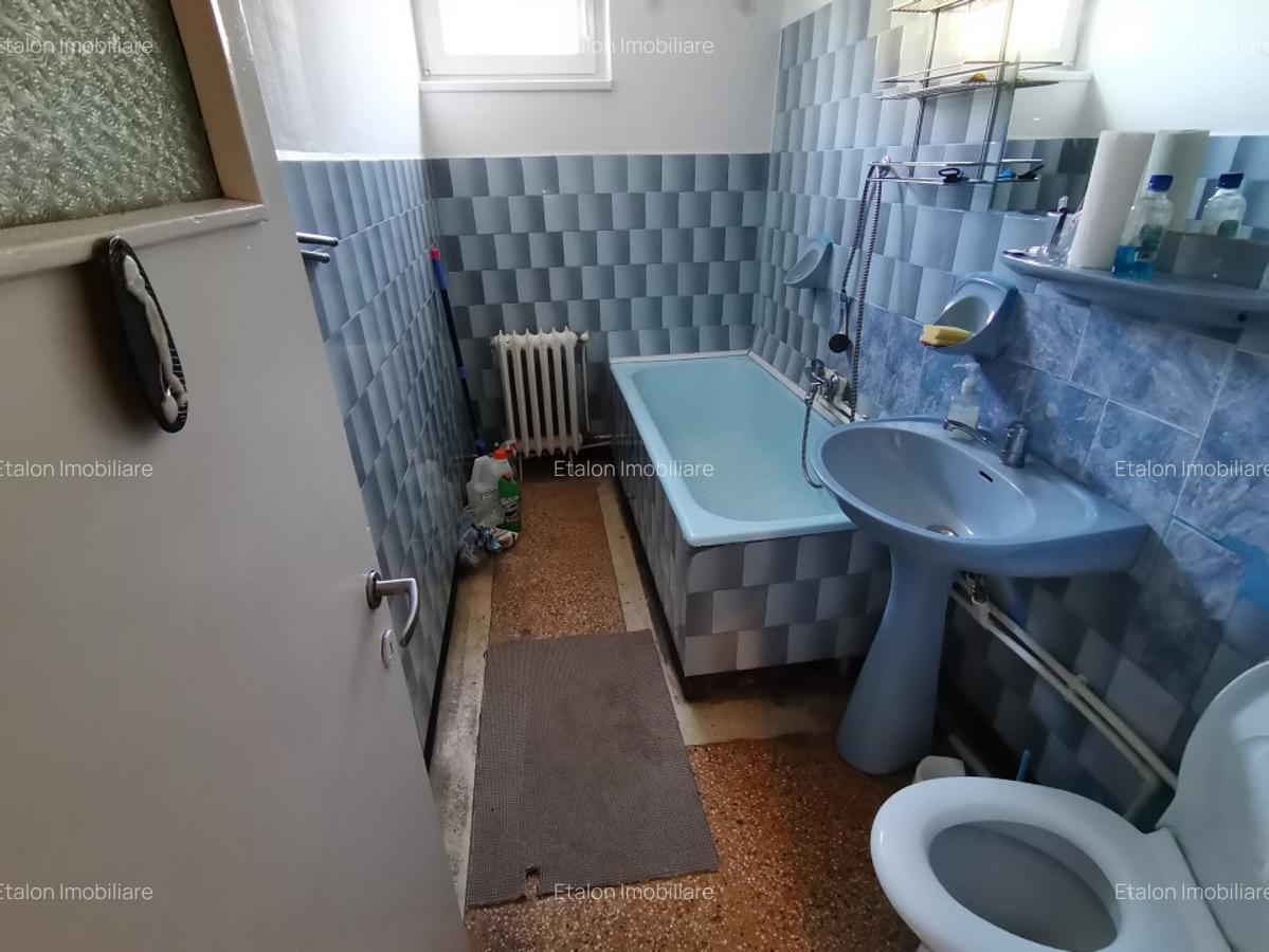 Apartament 3 camere, decomandat, etaj 1, zona centrala - 3