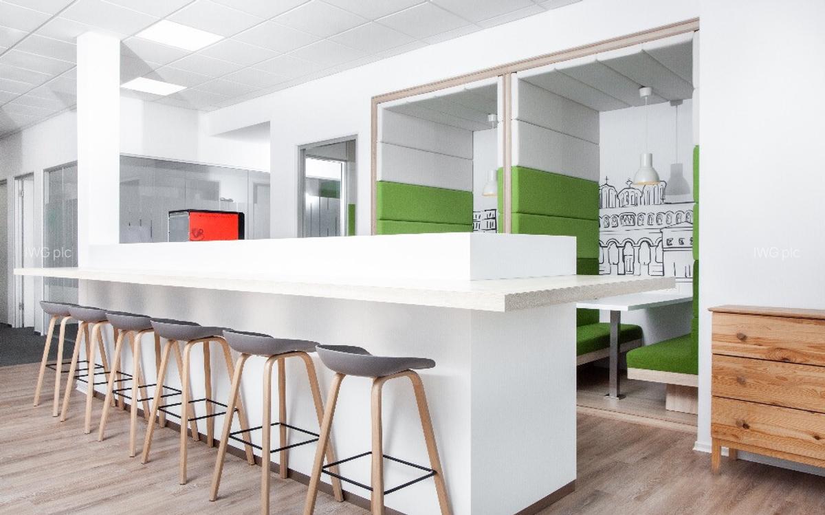 Spa?iu de birou privat pentru 2 persoane in Regus Anchor Business - 12