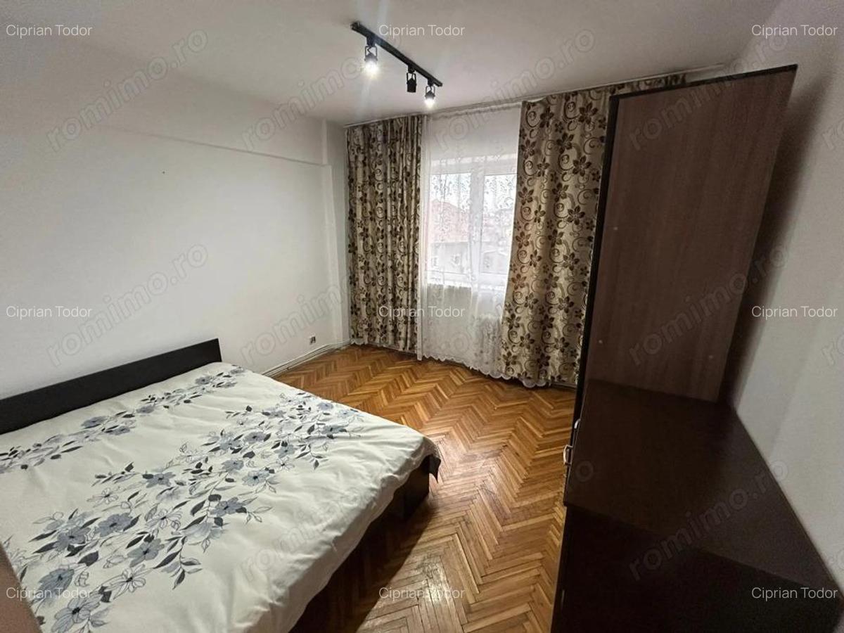 Apartament 2 camere, etaj 3 - zona Cetate - 11