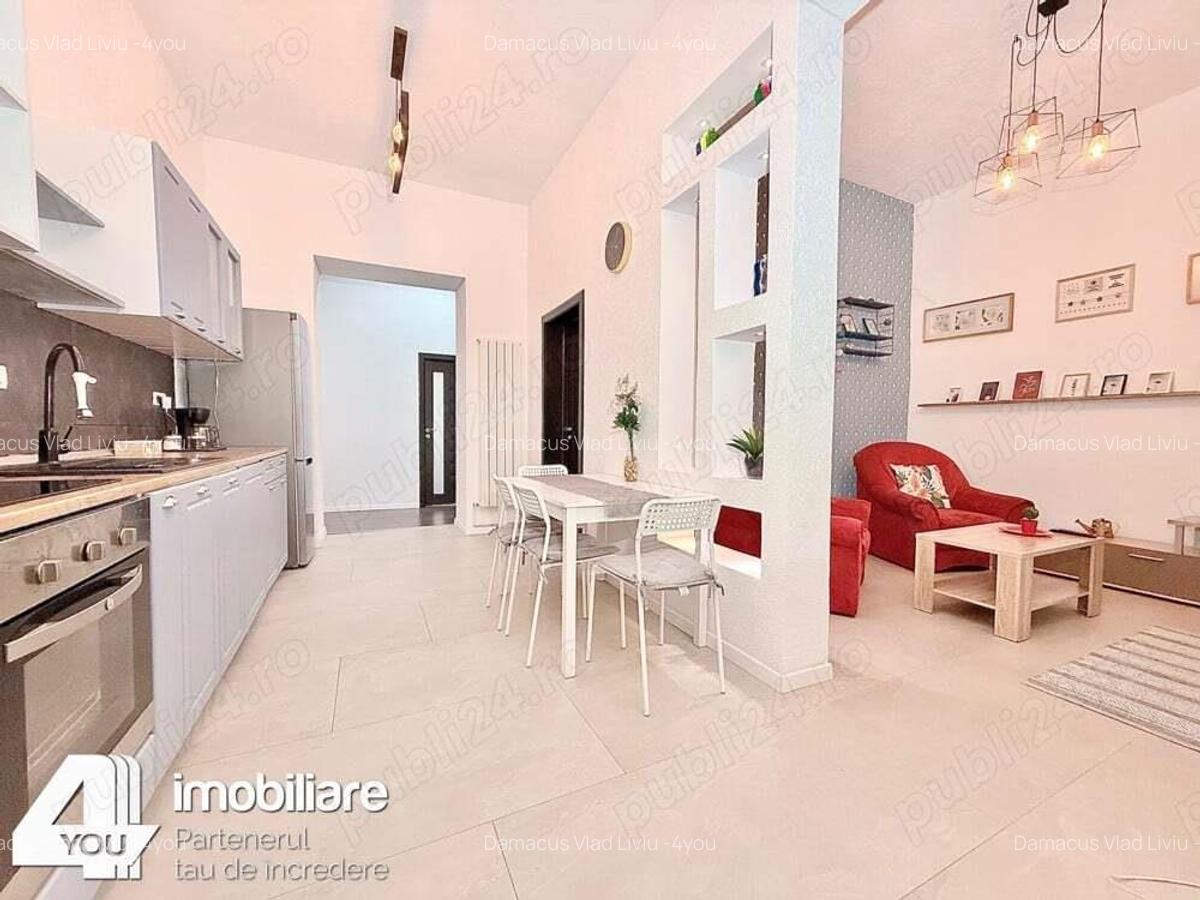 Apartament 3 camere B-dul Revolutiei ,126 mp,et.2 mobilat,utilat +termoteca - 2