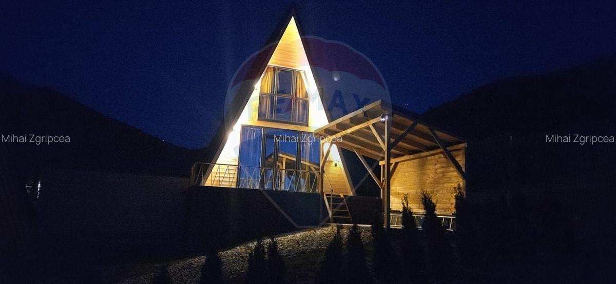 Proprietate Speciala in Gura Raului, Sibiu - Doua Cabane A-Frame - 1