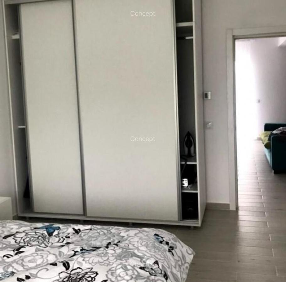 Apartament cu 2 camere decomandat 1 Decembrie - 3