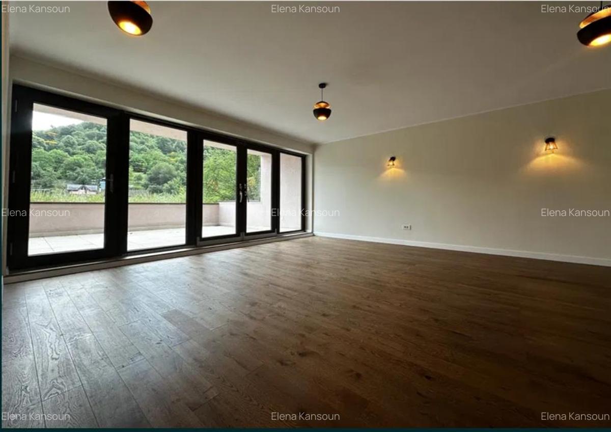 Penthouse de lux Schei loc de parcare si lift - 1