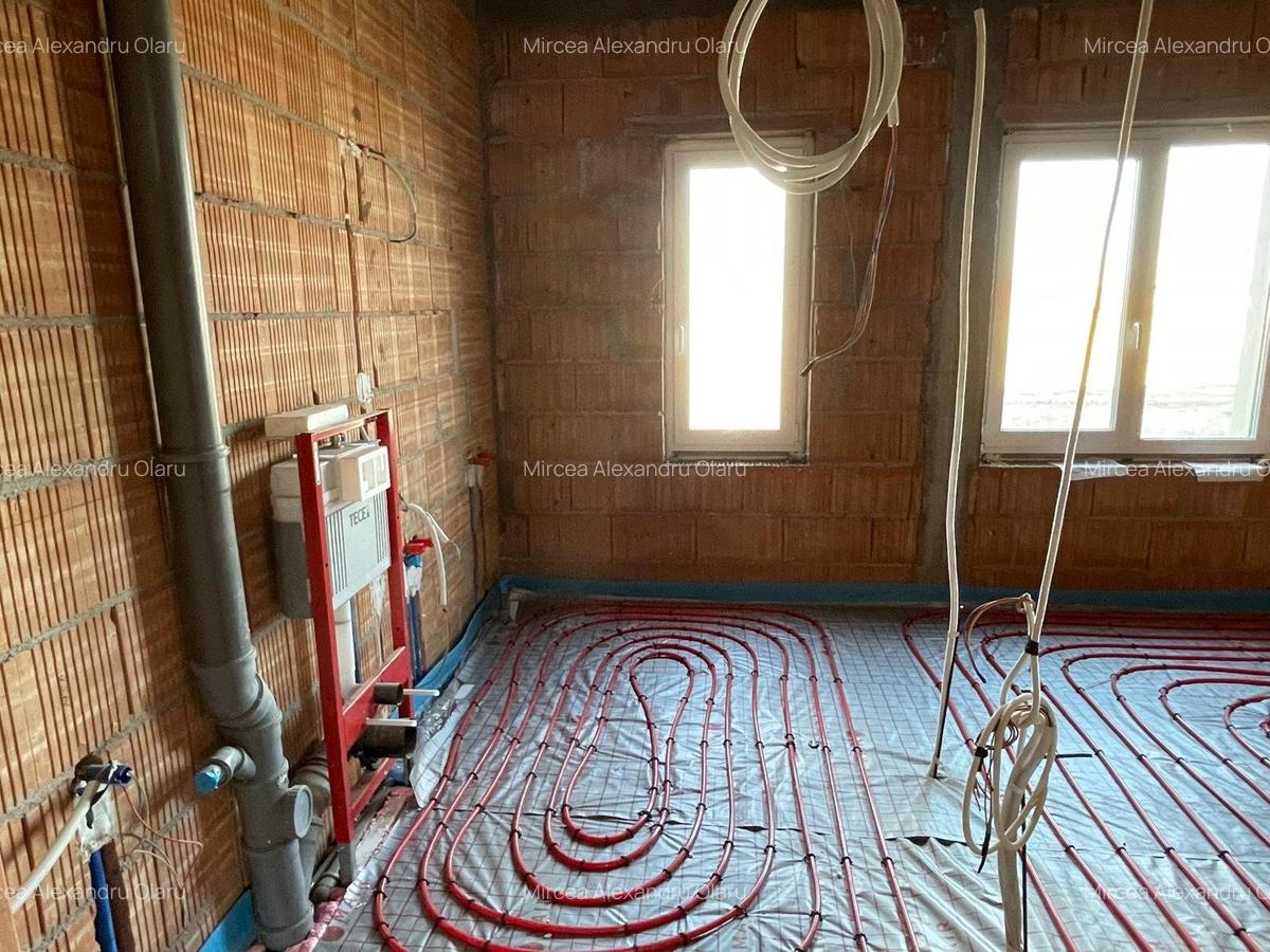 Comision 0 - Dezvoltator 4 cam curte proprie - 155000eur TVA si parcare inclusa! - 5