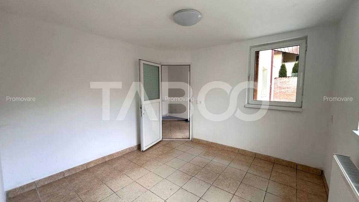 Casa individuala de vanzare 6 camere 160 mpu Calea Dumbravii din Sibiu - 3
