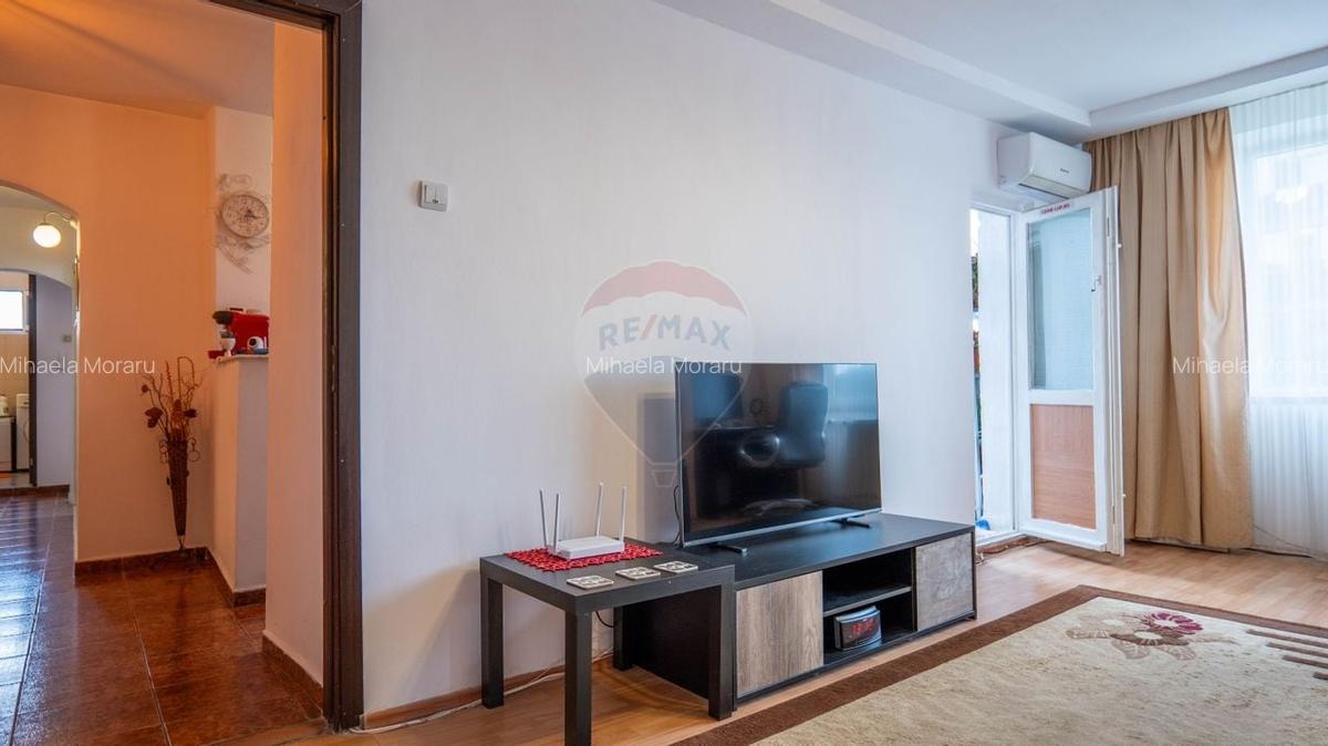 Vanzare apartament 3 camere, decomandat, zona Rahova - 11