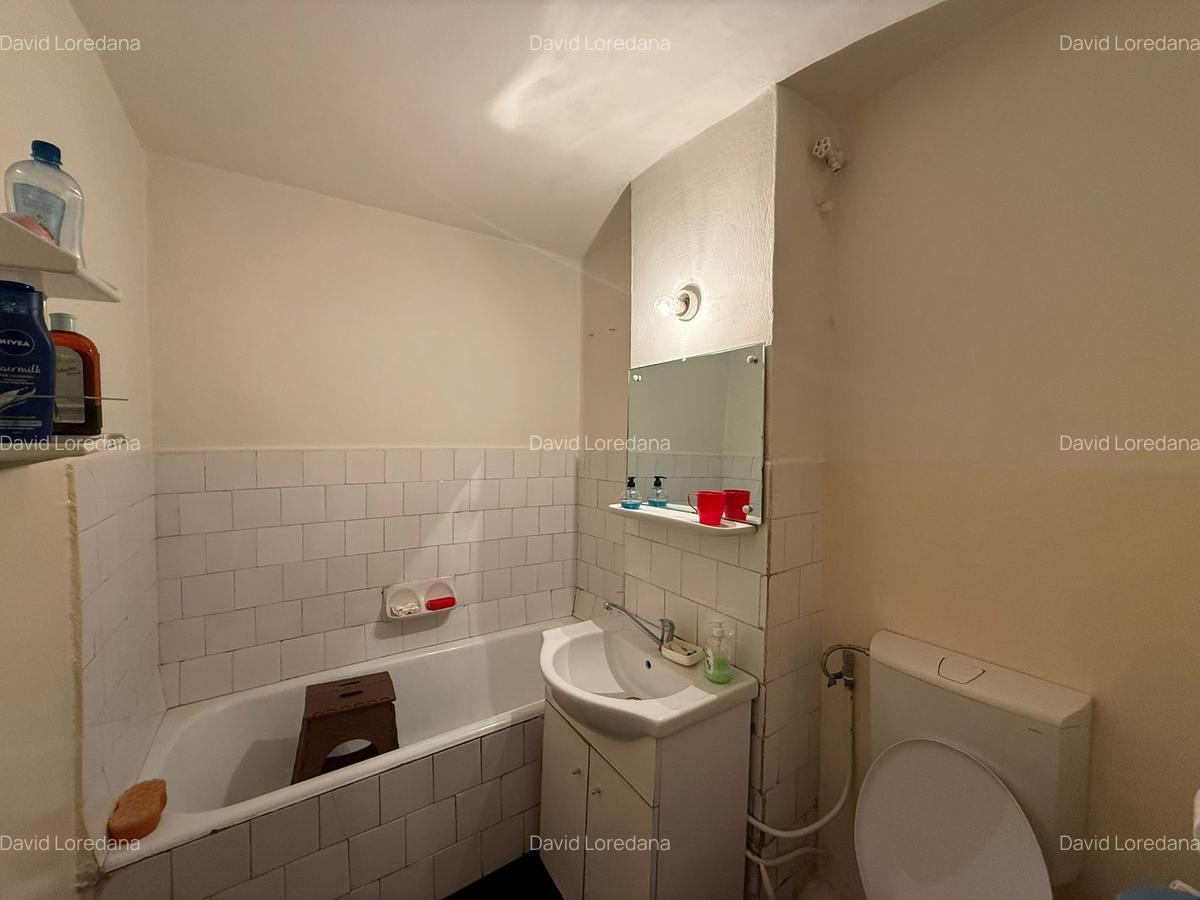 Apartament 3 camere, decomandat, parter, zona Calea Zarandului - 18