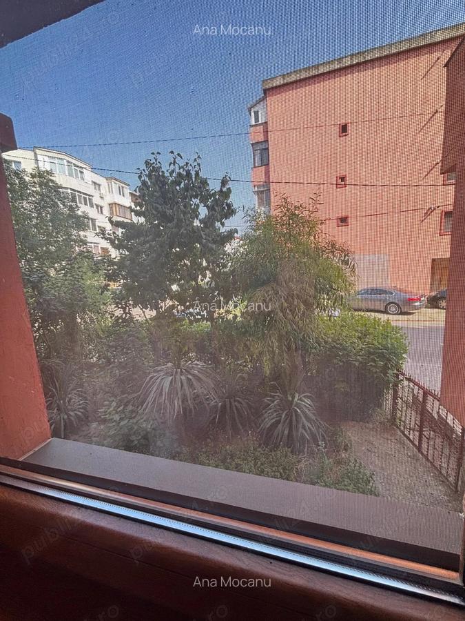 Apartament 4 camere de vinzare - 5 Apartament 4 camere de vinzare - 5