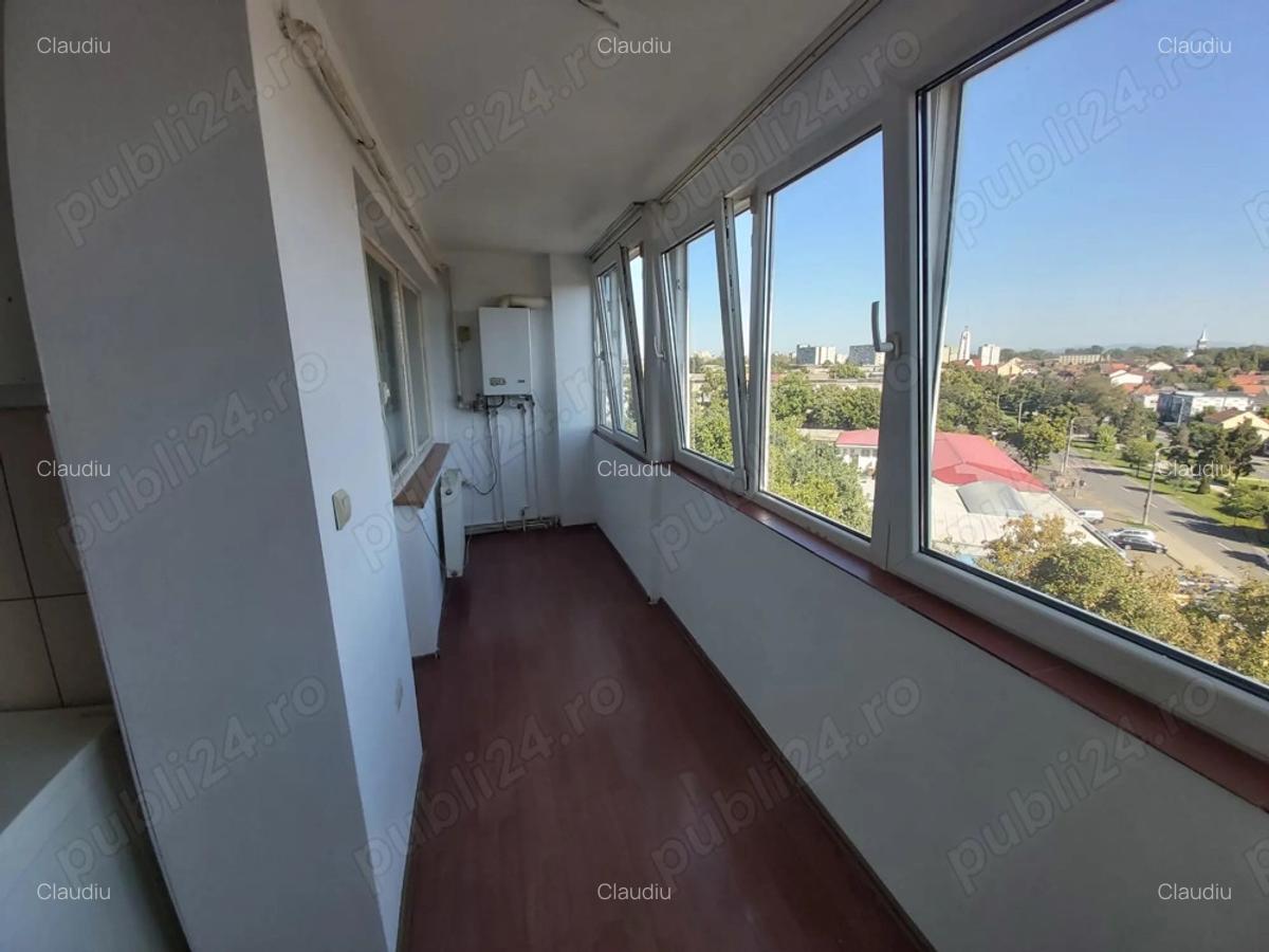 Apartamet 2 camere, renovat, b-dul Closca - 11
