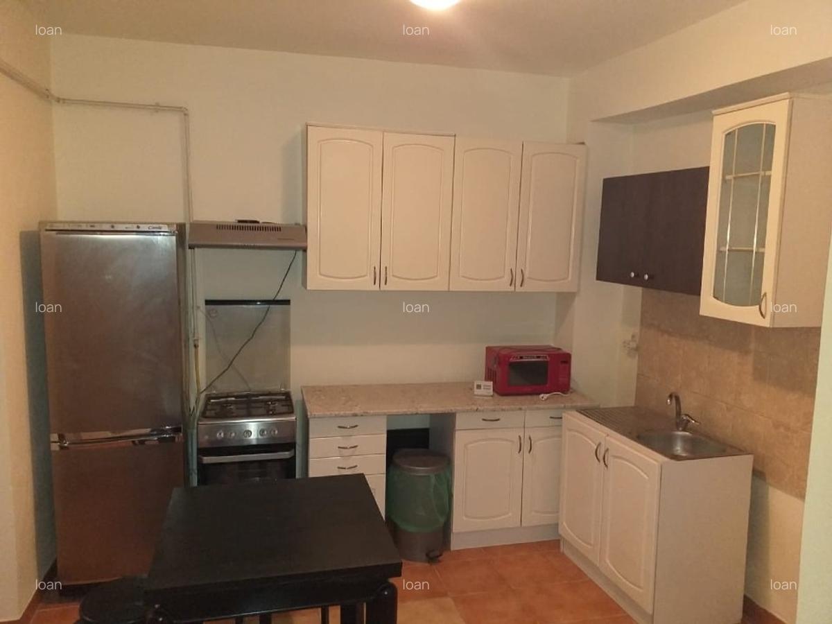 Casa de inchiriat la 100m de UMF Iuliu Hatieganu - 1 Casa de inchiriat la 100m de UMF Iuliu Hatieganu - 1