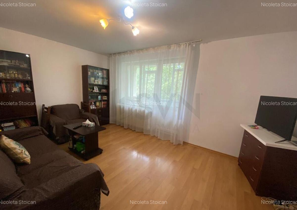 Apartament 3 camere decomandat Berceni - 2