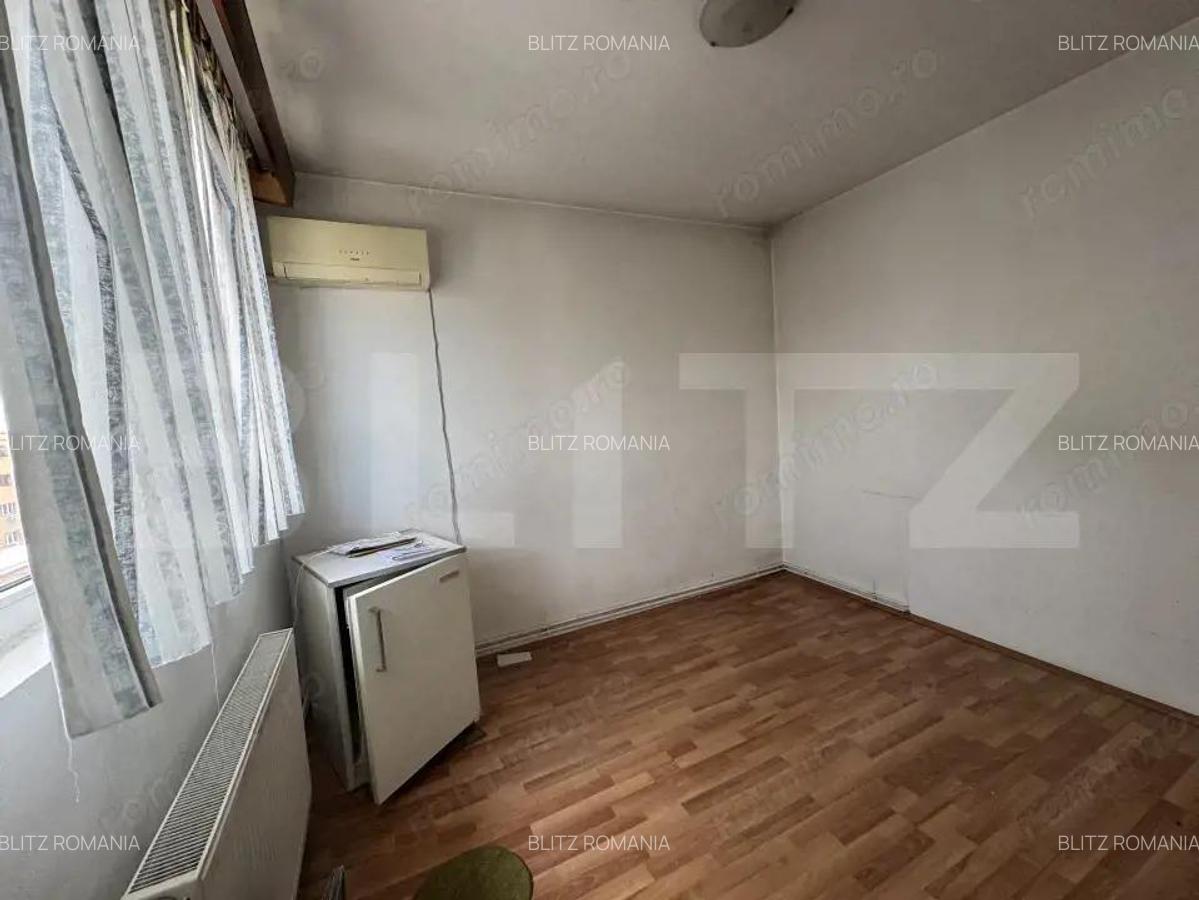 Apartament cu 2 camere, decomandat, zona 8 Mai - 5