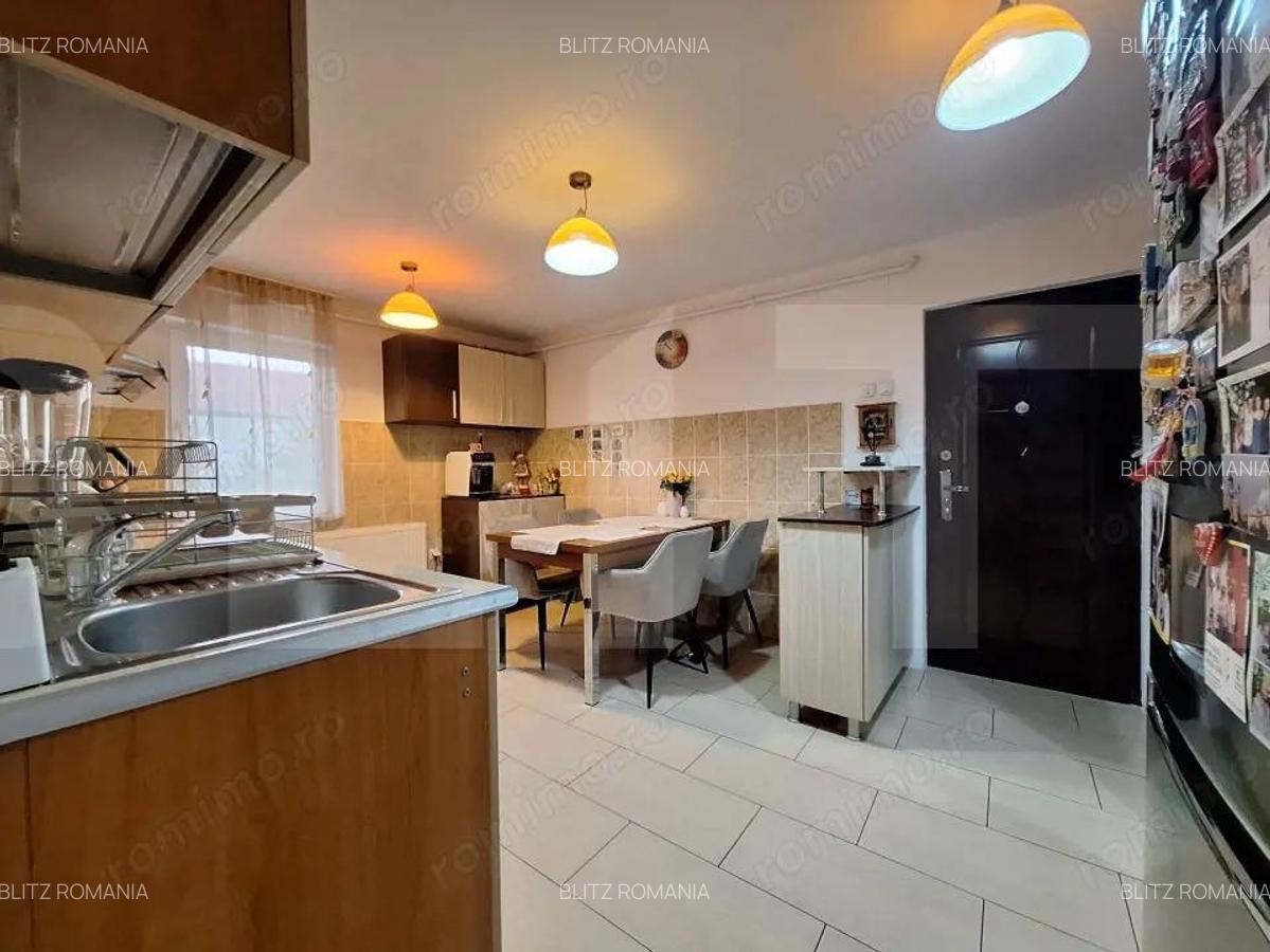 Apartament de vanzare, cu 2 camere, spatios, zona Aradului - 15