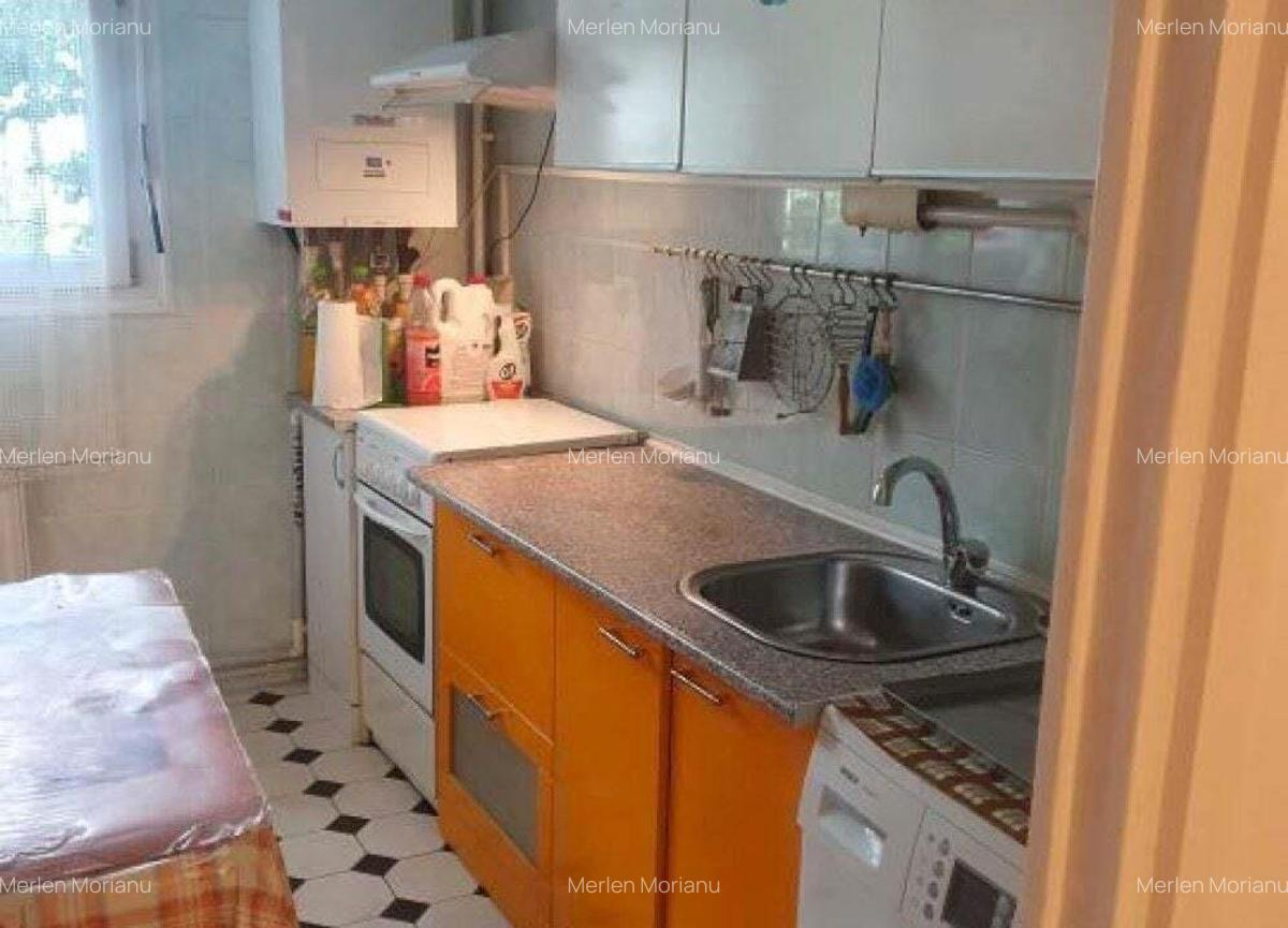Vanzare 4 camere, 80mp, etaj 1/4, centrala, 2 bai, scoala 116- 1 Decembrie - 1