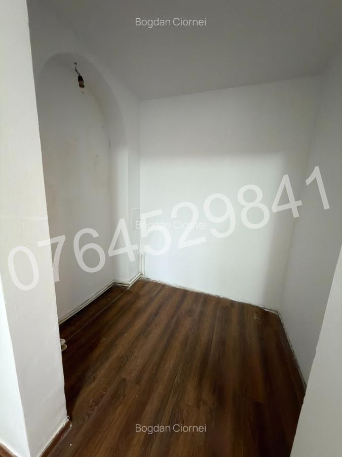 Vanzare garsoniera zona Hala Traian-Calea Călărasilor,Str. Traian 87 - 8