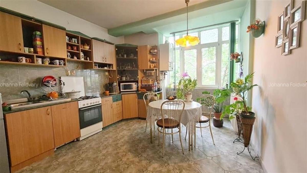Apartament in asociatie, renovat, 6 cam 2 nivele cu garaj Elisabetin - 11