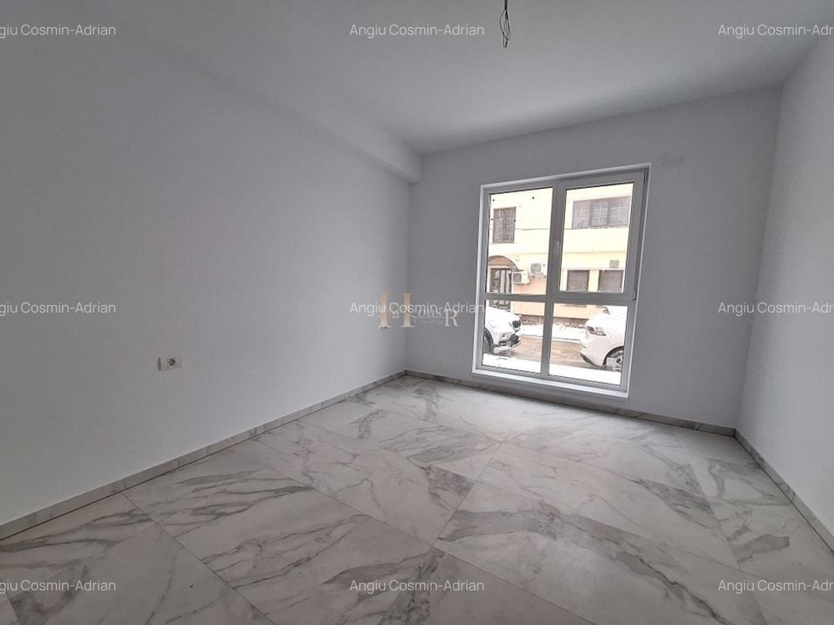 Braytim. Bloc nou. Zona asfaltata. 3 camere cu gradina proprie. - 8