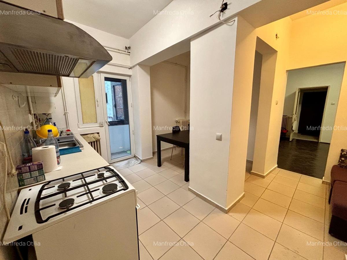 Inchiriere apartament cu 3 camere CA Rosetti - 8