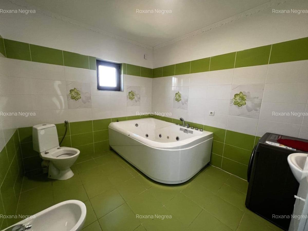 Casa cu piscina, 6 camere si 3 bai - 5