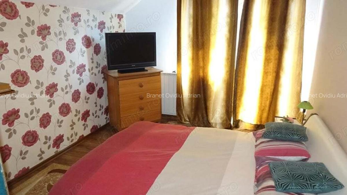 Vand casa in Deva P+M, zona centrala (foarte buna), suprafata totala de teren 360 mp, mobilata - 2