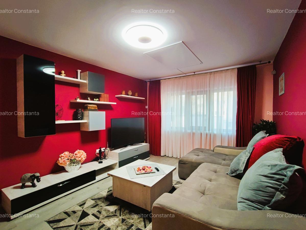 Apartament 2 camere de vanzare in zona Trocadero - 3